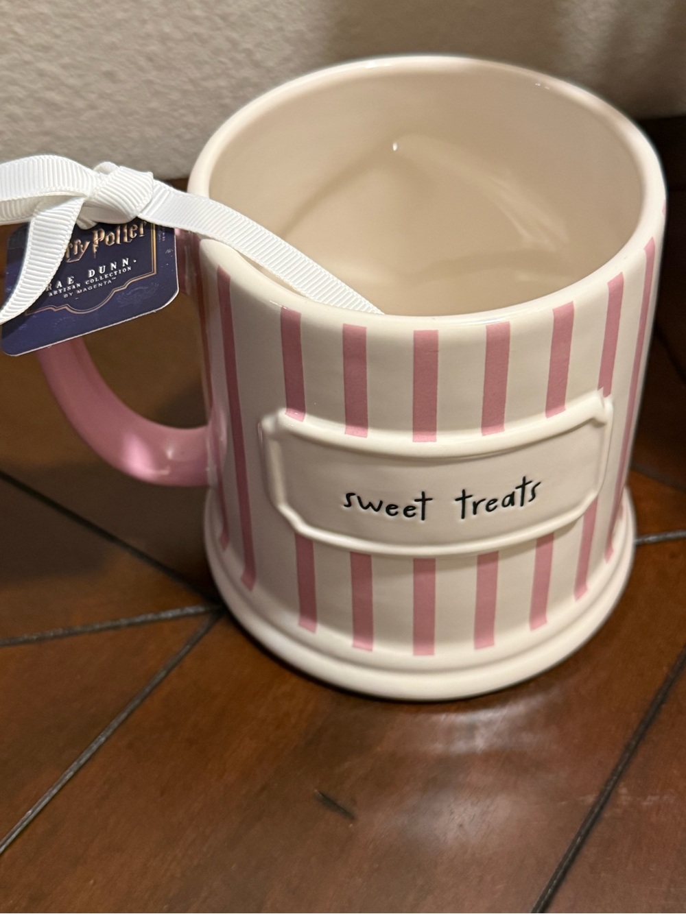 Rae Dunn x Harry Potter Pink Stripe 'Honeydukes' Ceramic Mug SWEET TREATS- NWT - Picture 7 of 7